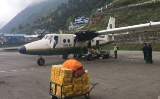 Bagian Pesawat Tara Air Ditemukan di Pegunungan Nepal, Kondisi 20 Penumpang Belum Diketahui - JPNN.com