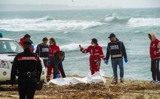 Dunia Hari Ini: Perahu Migran Menabrak Karang di Italia, Puluhan Tewas - JPNN.com
