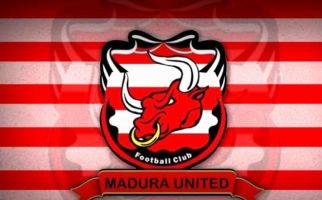 Bek Tangguh Klub Malaysia Dikabarkan Merapat ke Madura - JPNN.com