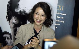 Konsumsi Kopi 3 Kali Sehari ala Julie Estelle - JPNN.com