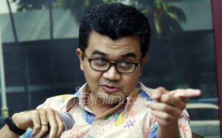 SKB Menteri Tito, Nadiem dan Yaqut Bisa Bikin Siswi Berperilaku Semaunya - JPNN.com