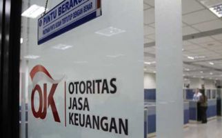 Tok Tok Tok... Paripurna DPR Setujui Tujuh Komisioner OJK Baru - JPNN.com