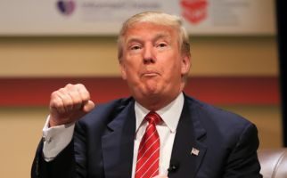 Donald Trump Kecam Penurunan Patung Tokoh Pro-Perbudakan - JPNN.com