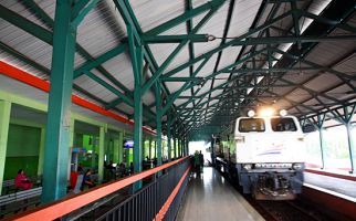 Kemenhub Suntik PT KAI Rp 2,1 Triliun - JPNN.com