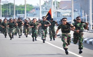 Kasarmatim Pimpin Olahraga Siang Bersama Prajurit - JPNN.com