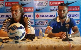 Arema FC Jajaki Kapten Timnas Afghanistan - JPNN.com