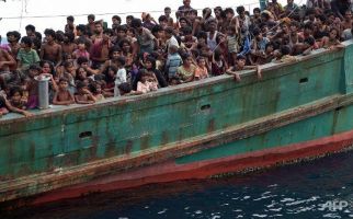 Malaysia Tutup Pintu Bagi Muslim Rohingya, Virus Corona Dijadikan Alasan - JPNN.com
