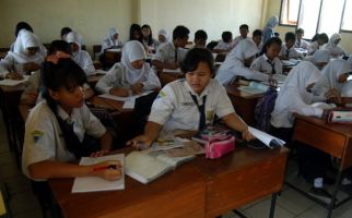 Persiapan UN, Ortu Siswa Diminta Rp 295 Ribu - JPNN.com