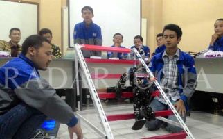 Top, Lanange Jagad Jadi Jawara Kontes Robot di Tiongkok - JPNN.com