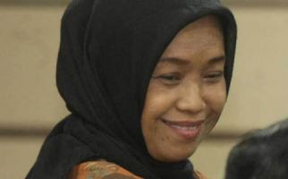 Emilia Cerita Dimarahi Dahlan, Habis-habisan - JPNN.com