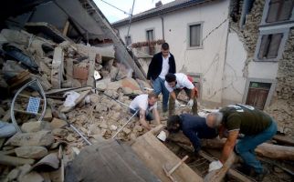 50 Gempa Susulan Terjadi di Italia - JPNN.com