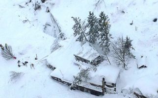 Lima Hari Tertimbun Salju, Pria Ini Selamat Berkat Saus Sambal - JPNN.com