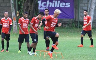 Kejutan Bali United: Pemecatan Pelatih Schaller - JPNN.com