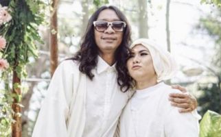 Aming-Evelyn tak Terlihat Mesra Lagi di Instagram - JPNN.com