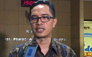 KPK Periksa Pengacara sebagai Saksi Kasus Andi Narogong - JPNN.com