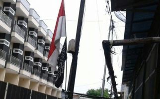 Kibarkan Bendera ISIS, Warga Penjaringan Diciduk Polisi - JPNN.com