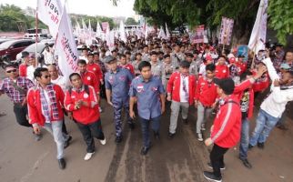 Bang Ara Bawa Ribuan Pendukung Ahok ke Hip Hip Hura - JPNN.com