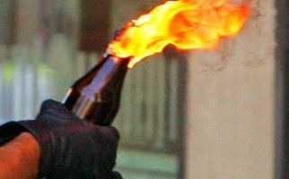 Hayo Ngaku, Siapa Melemparkan Molotov Jelang Aksi 112? - JPNN.com