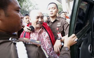 Memalukan! Wakil Bupati Cirebon Jadi Buronan Kejaksaan - JPNN.com