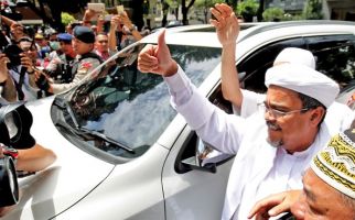 Umat Islam Satu Komando, Tunduk pada Habib Rizieq - JPNN.com