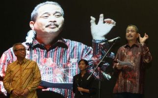 Menpar Akui Lulusan STP-NHI Bandung Memang Jempolan - JPNN.com