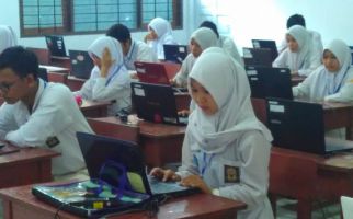 Oalah, Cuma Enam Sekolah Saja Siap Ikuti UNBK di Batam - JPNN.com