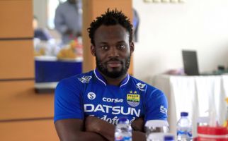 Tak Permasalahkan Cuaca, Essien: Saya Lahir di Afrika - JPNN.com