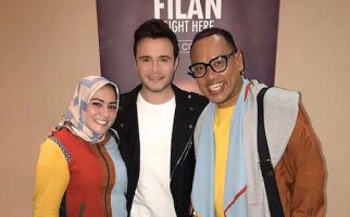 Saksikan Konser Shane, Uya Kuya dan Istri Dapat... - JPNN.com