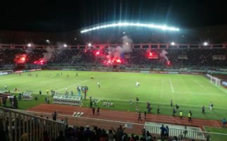 Please! Jangan Nyalakan Flare di Laga Timnas vs Myanmar - JPNN.com