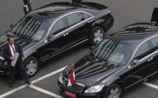 Mercedes-Benz Tak Sembarangan Melayani Permintaan Mobil Antipeluru - JPNN.com