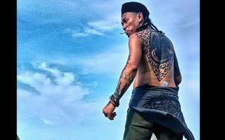 Mike Marjinal…Balada Punk Indonesia - JPNN.com