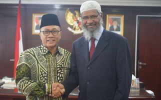 Zakir Naik: Islam Intoleran kepada Perusak Perdamaian - JPNN.com