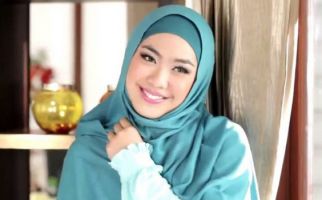 Cerita Oki Setiana Dewi Memberdayakan Eks Pekerja Dolly - JPNN.com