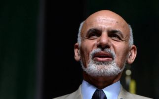 Dikabarkan Bawa Duit Berkarung-berkarung, Presiden Afghanistan Ternyata Kabur ke Negara Arab Ini - JPNN.com