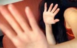 Suami Aniaya Istri Lantaran Menolak Dipeluk Mesra - JPNN.com
