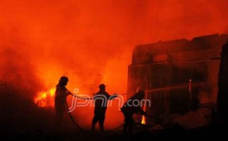 Si Jago Merah Lahap Kompleks Polri di Ciracas - JPNN.com