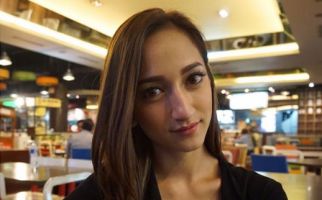 Eliza Sulaiman Belajar Jadi Presenter dari Google - JPNN.com