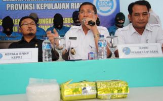 BNN Kembali Berhasil Gagalkan Penyelundupan 2 Kg Sabu - JPNN.com