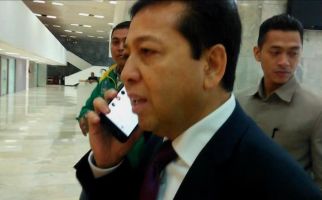 Ayo Tebak, Papa Novanto Menelepon Sungguhan atau Tidak? - JPNN.com