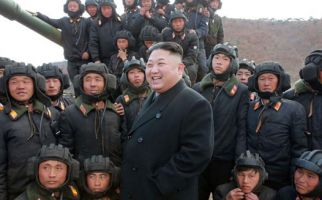 Militer Korut Makin Garang, Kenapa Kim Jong Un Pecat Orang Nomor 2 Angkatan Bersenjata? - JPNN.com