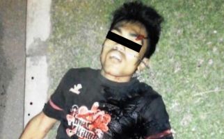 Mayat Pria Berlumuran Darah Sengaja Dibuang di Depan Rumah Sakit - JPNN.com