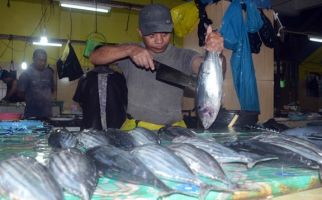 PKS Gelar Pesta Makan Ikan - JPNN.com
