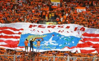 Geruduk Balai Kota, Ribuan Jakmania Tagih Janji Anies - JPNN.com