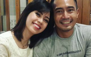 Yama Carlos Pasrah Sudah Tak Dianggap Suami oleh Istrinya - JPNN.com