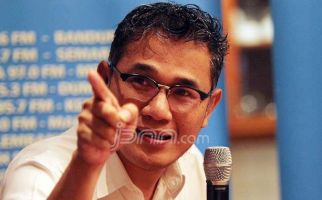 Budiman Sudjatmiko: Lebih Banyak Muslim di PDIP Dibanding Pendukung Khilafah - JPNN.com