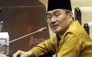 Jimly Asshiddiqie Serukan Setop Demo dan Beropini, Tunggu Saja Pengumuman KPU - JPNN.com