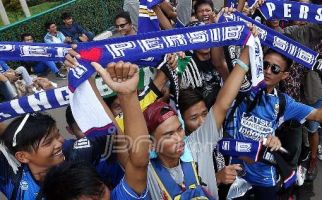 Bobotoh Sumbangkan Hadiah Piala Presiden ke Yatim Piatu - JPNN.com
