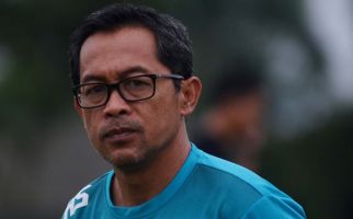 Persela Perpanjang Kontrak Aji Santoso - JPNN.com