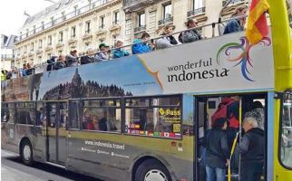 Wow, 16 Bus di Paris Dibranding Wonderful Indonesia - JPNN.com