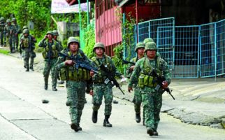 Perang di Marawi: Hapilon Lari, Omarkhayam Tewas, Cukong Pergi - JPNN.com